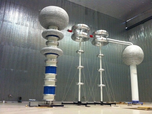 XZL系列調(diào)感串聯(lián)諧振試驗(yàn)裝置